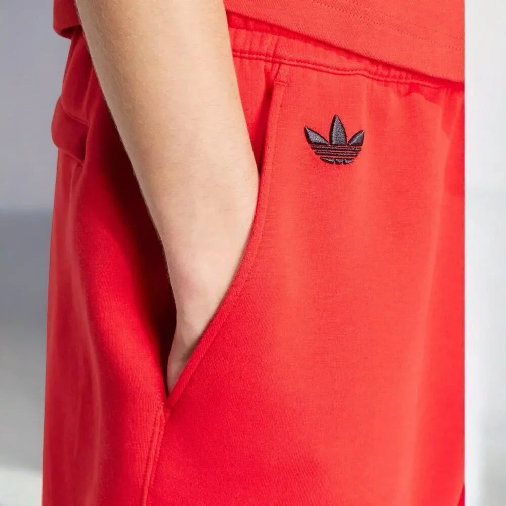 Adidas Neuclassic Red Striped Shorts Drawstring Waist Side Pockets NEW Medium